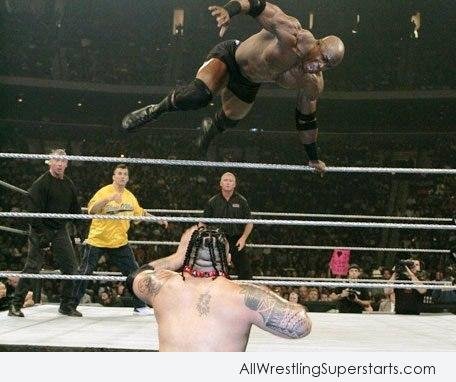 Bobby Lashley Jumped On Umaga