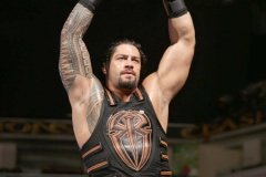 Roman-Reigns13